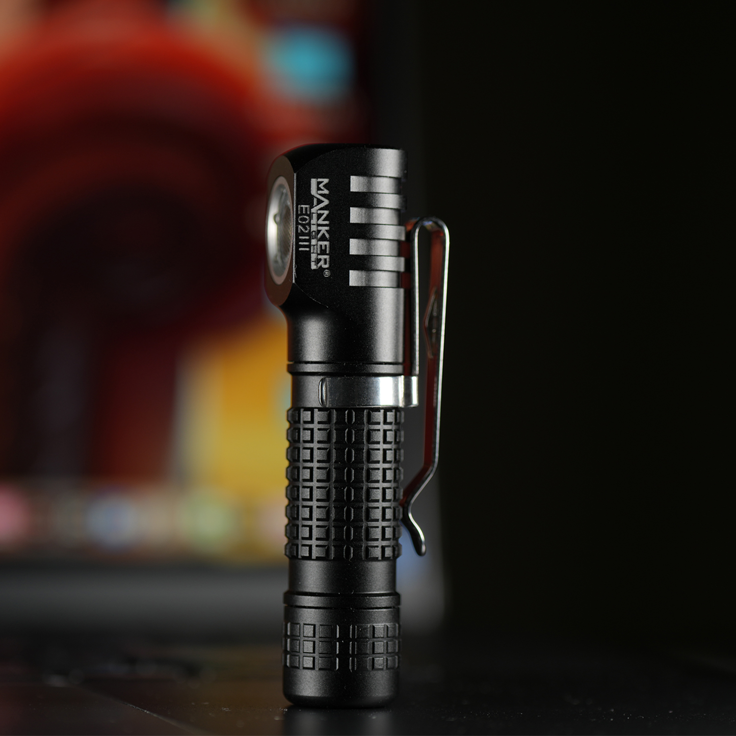 Mankerlight E02 III 560 Lumens - đánh giá và giá Edc Gear Every Day Carry